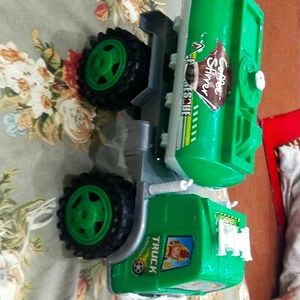 Toy truck 🚒